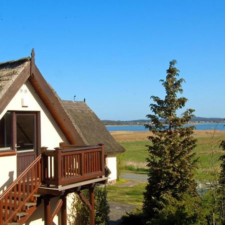 Wg Bernstein - Reetdachhaus - Ruhe Und Seeblick Зеллин Экстерьер фото